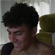 Soy un estudiante de Derecho + ADE y he cursado y superado Bachillerato de ciencias sociales. Soy profesor particular de economía